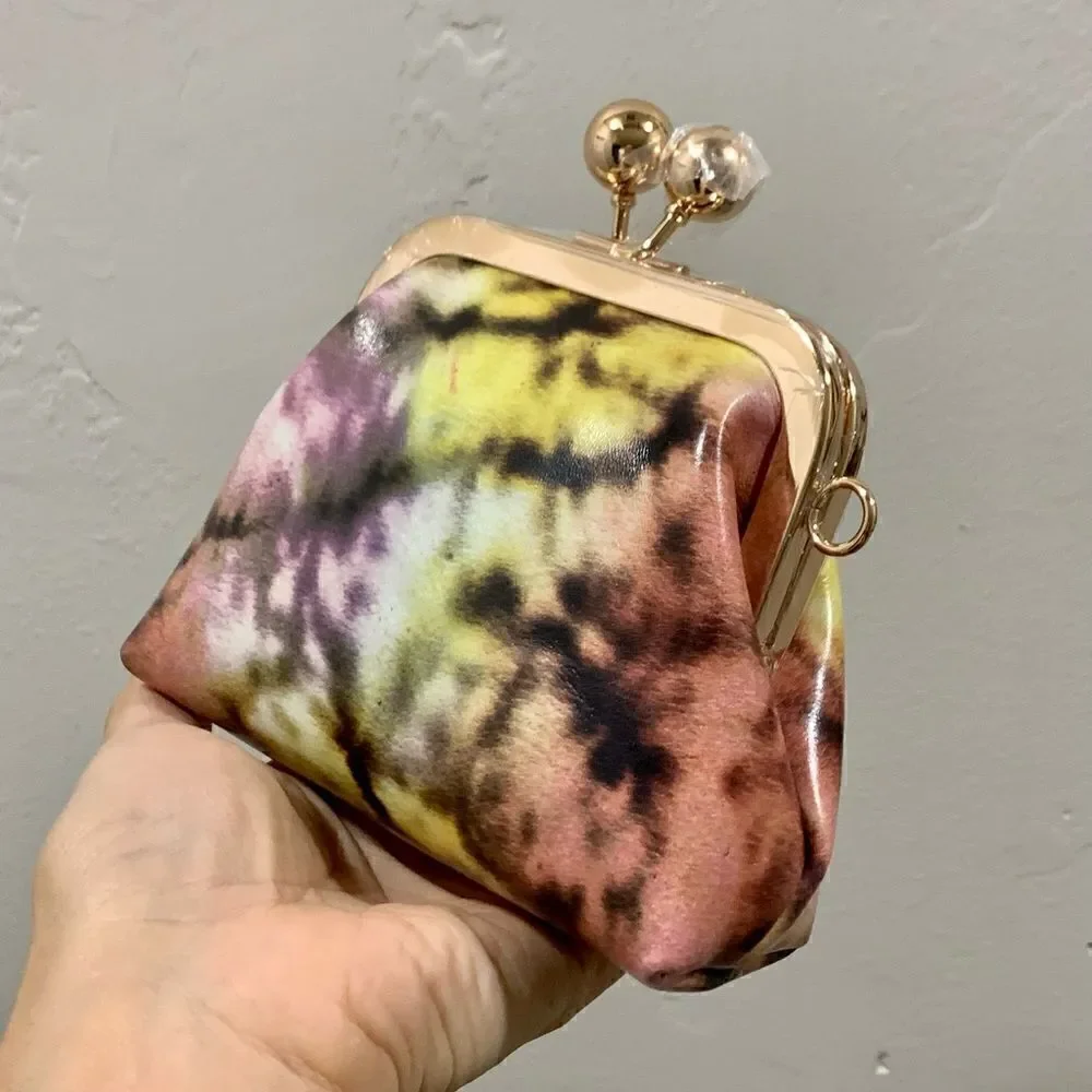 Handmade Genuine Leather  Tie-dye Print Kisslock Wallet/Wristlet/Coin purse
